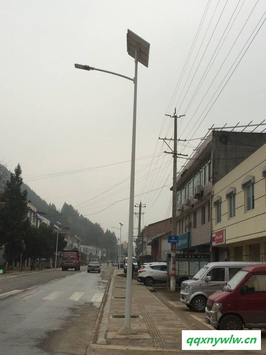 成都太陽能燈生產廠家