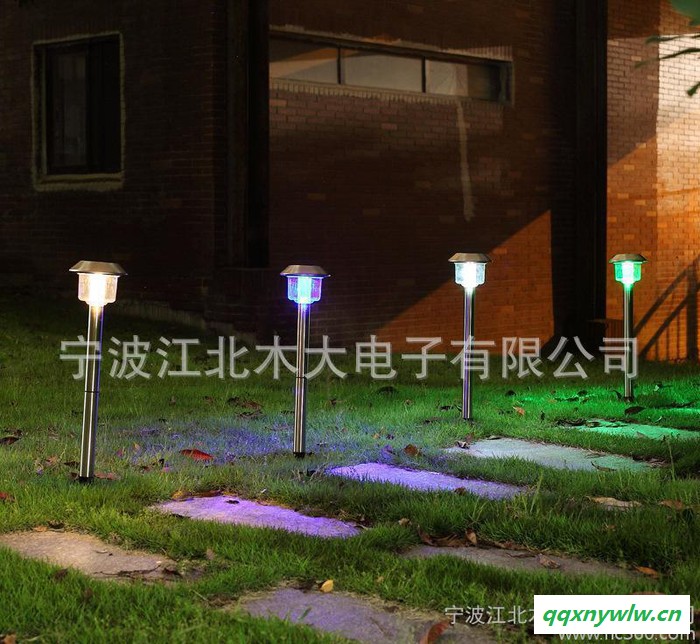 太陽能燈 路燈 庭院燈 戶外 超亮 裝飾草坪花園燈 4LED